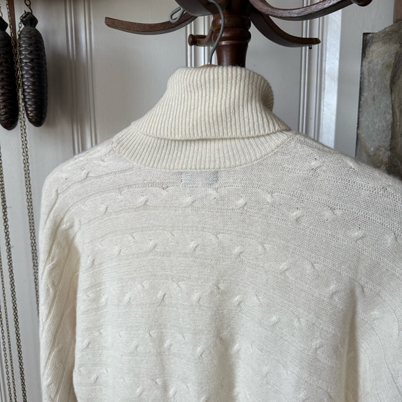 Cream Italian Merino Wool & Cashmere Dolman Sleeve Turtleneck Cableknit Sweater - Picture 8 of 8